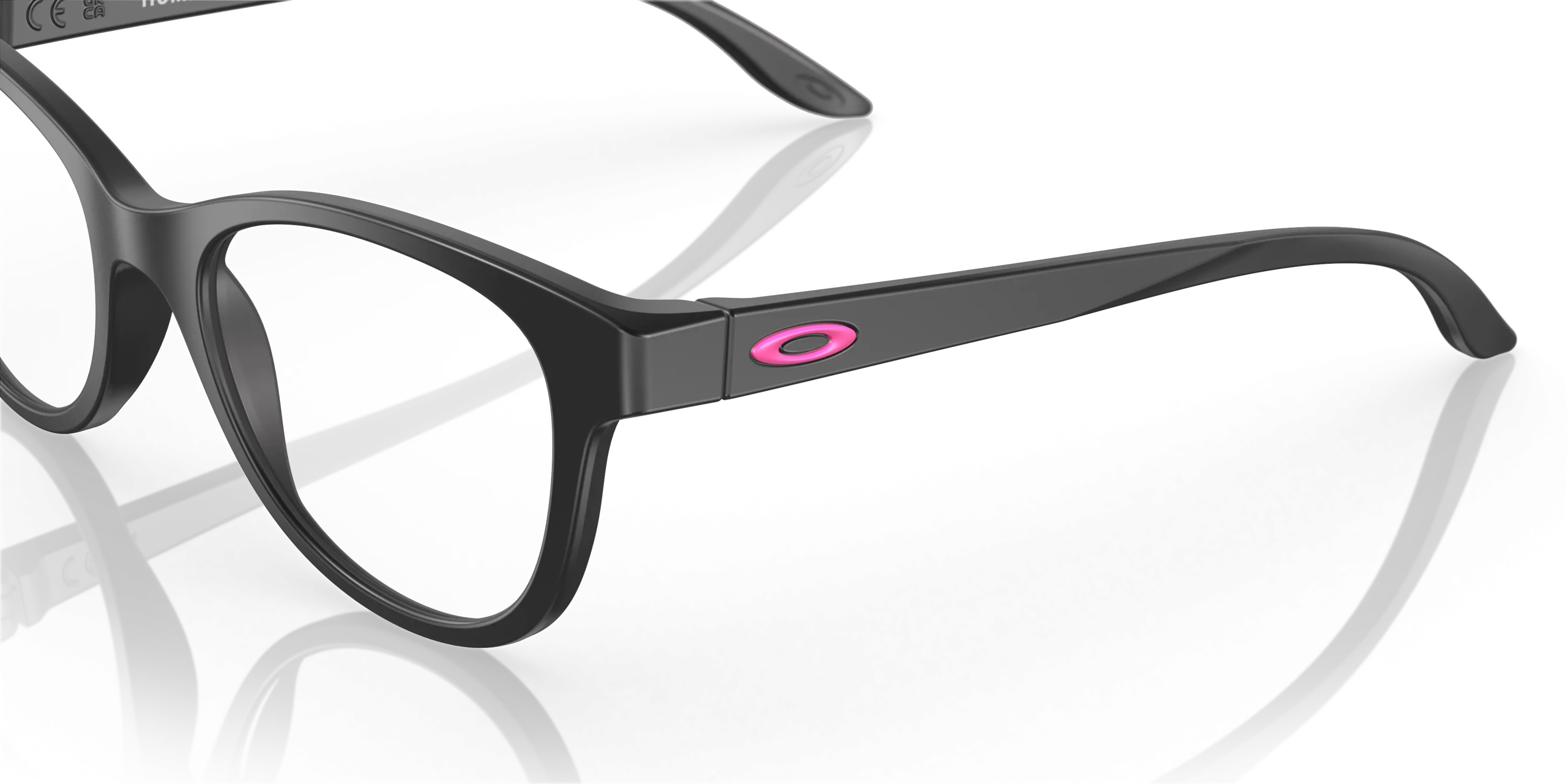 Oakley Humbly (Youth Fit)